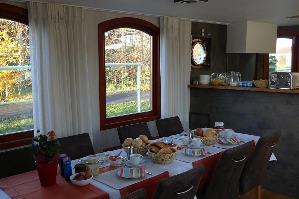 B&B Barge Johanna Bruges Esterno foto